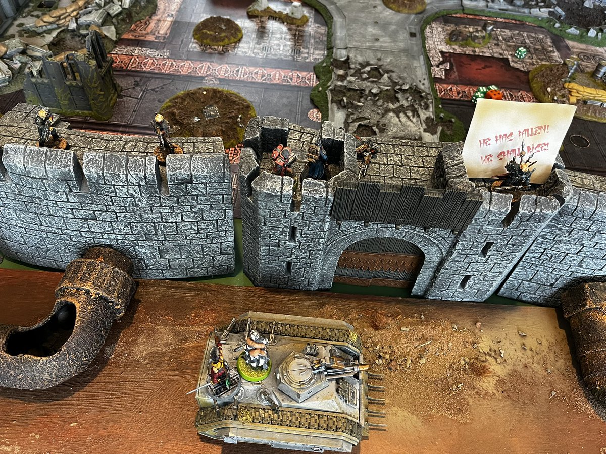 AndyTangled's tweet photo. Assault on Tora Armis Hive!! The attack begins! #WrathandGlory #CubicleSeven https://t.co/yjcB0DYBPJ