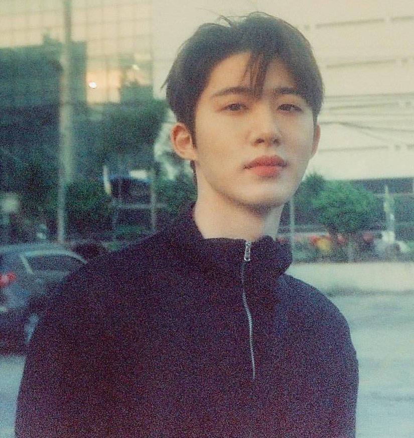 hanbinsnaps's tweet photo. Hanbin Instagram update after 13131 years. https://t.co/P6u6yCkIGf