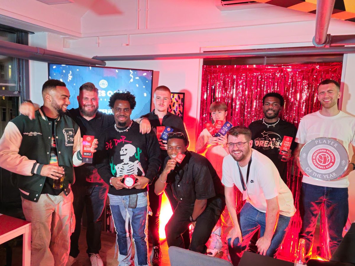 SPaddockFC's tweet photo. Last night we (finally) held our 2022/23 Player of the Year Awards; 

See below for all your winners! 

📰 https://t.co/O07WbH48Pc https://t.co/fmsbpHKH3Y
