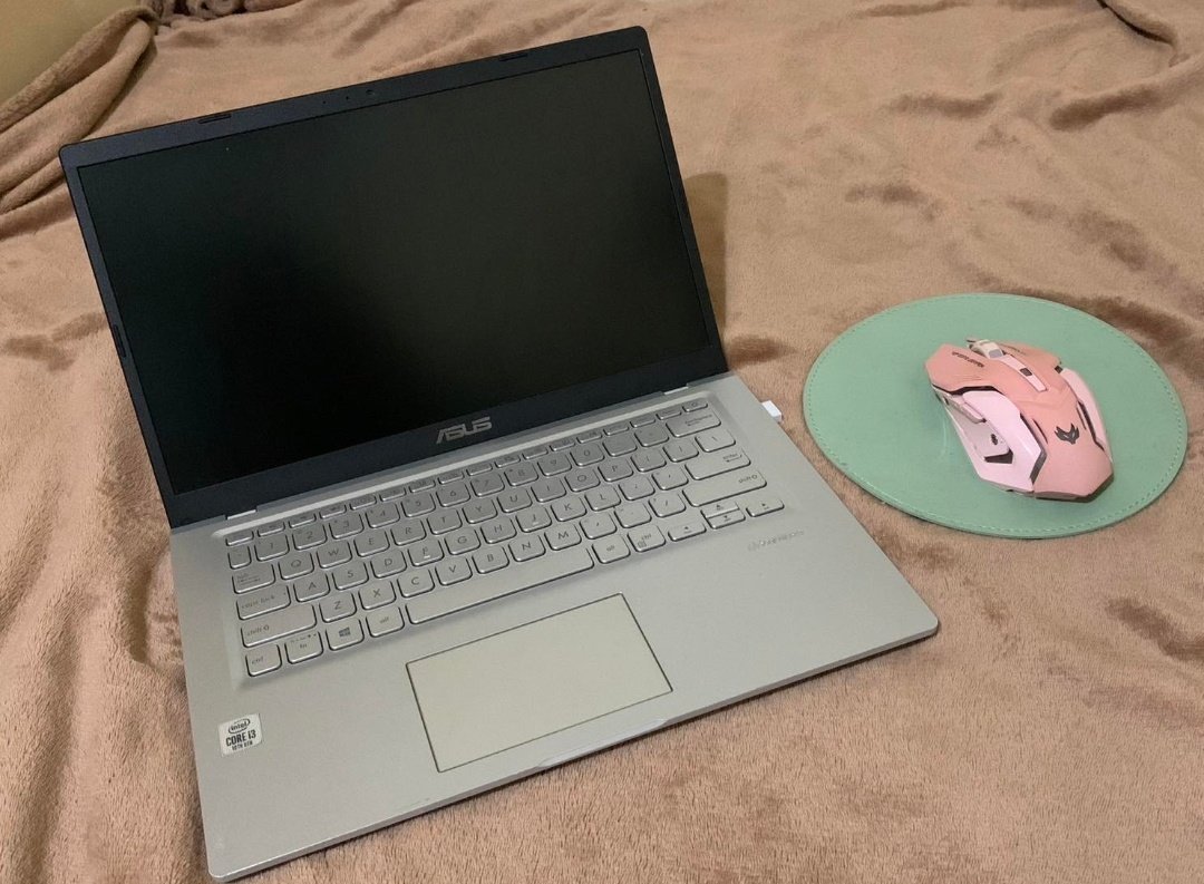minjuwonu's tweet photo. please help rt | helping a friend !

- wts/ lfb: asus i3 10th Gen
- 28k
- dm if interested https://t.co/5xPnfGSJh1