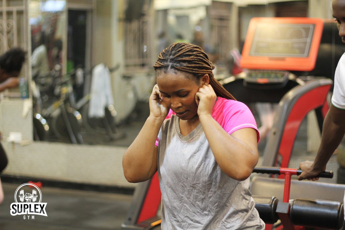 suplexfitnessug's tweet image. Sunday 🥳motivation..What’s Yo✅Fav workout 🏋🏽‍♀️..join the freestyle Sunday drills with the suplex coaches today ✊🏽Open house exercises 🔥🥁
#freestylesunday #gymworkout #wellness #noturusualgym #Twitter #weresuplexfitnessug🇺🇬