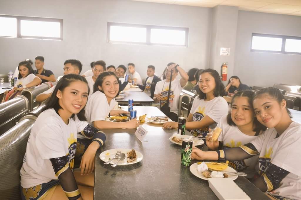 unodjr's tweet photo. EYYYY NAKITA KO NA SILA DATI FOR PHOTO DOCUMENTATION 

#OWeek2023
#makeaNUstart
#SouthsideNU
#NULaguna https://t.co/ZPkS4am740