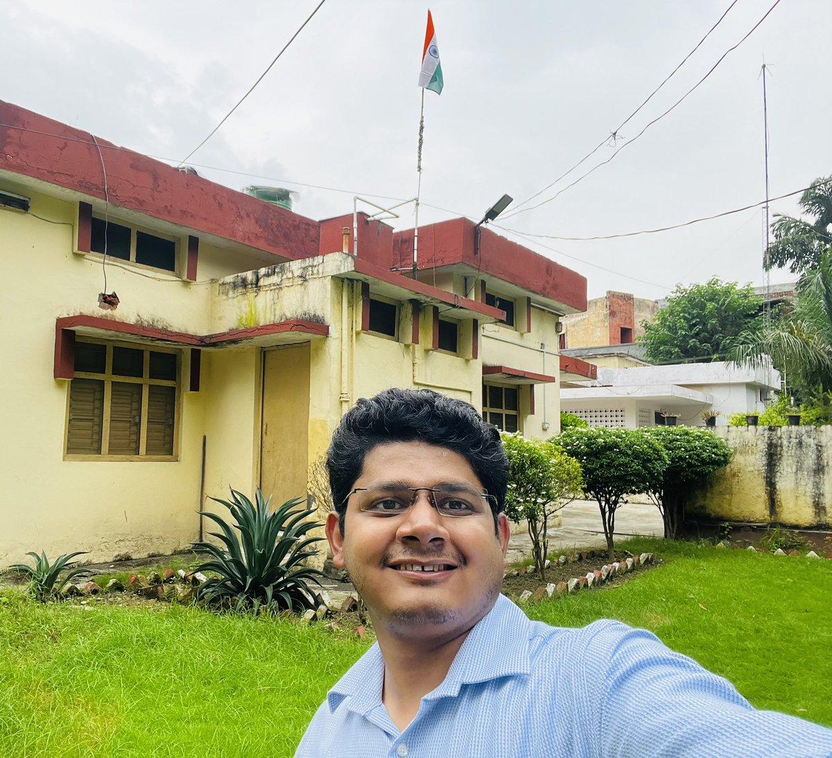 DeobandSdm's tweet photo. #SelfieWithTiranga #HarGharTirangaCampaign @AmritMahotsav  @SaharanpurDm @myogiadityanath @ChiefSecyUP https://t.co/zMzffoz18v