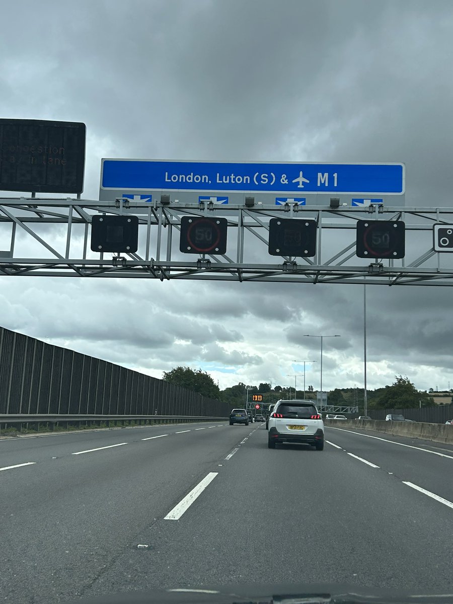 First game of the season. Up the reds 🔴🔴🔴🔴🔴🔴

<a href="/davehacks/">Dave Hacking</a>