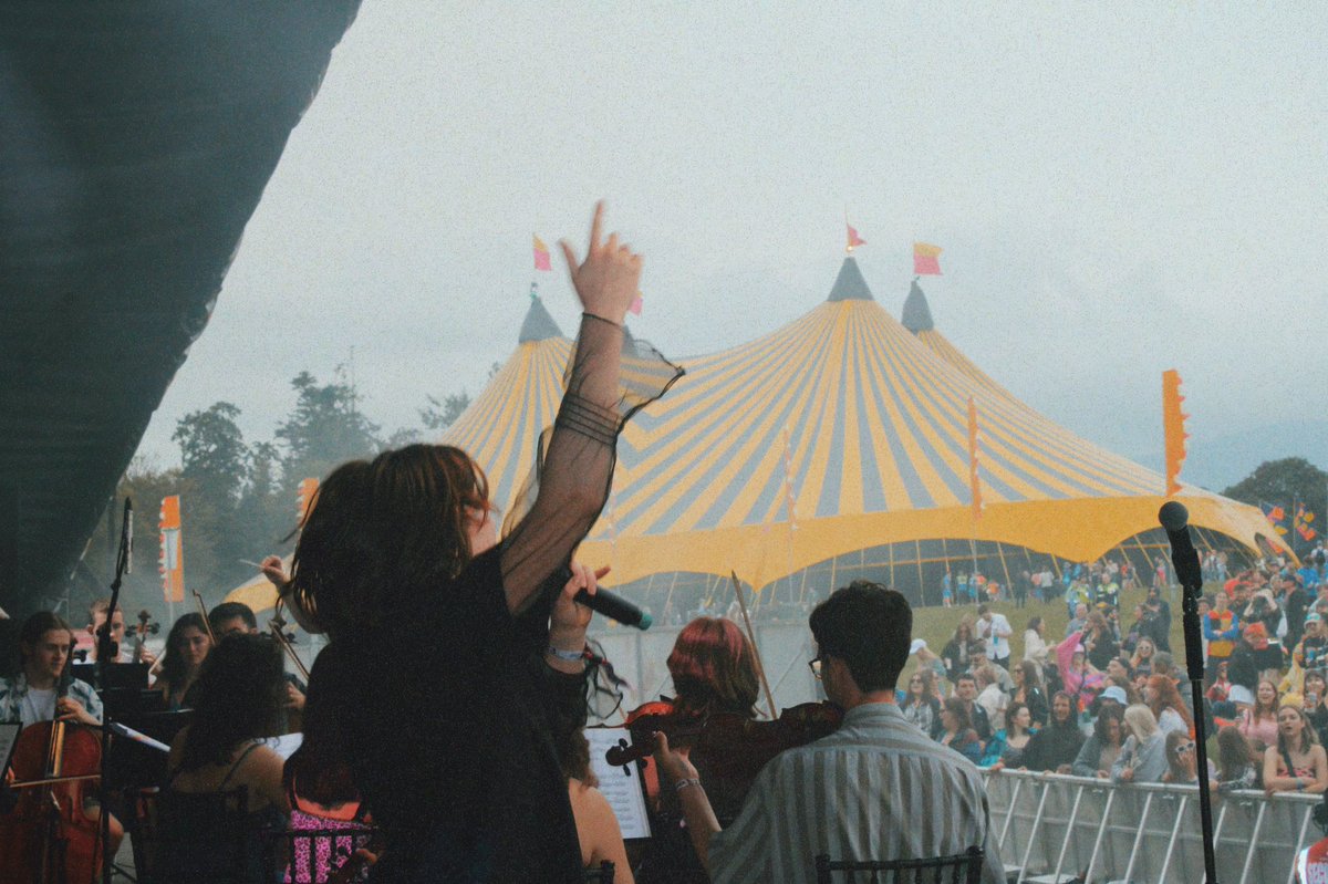 Last Apollo tweet media