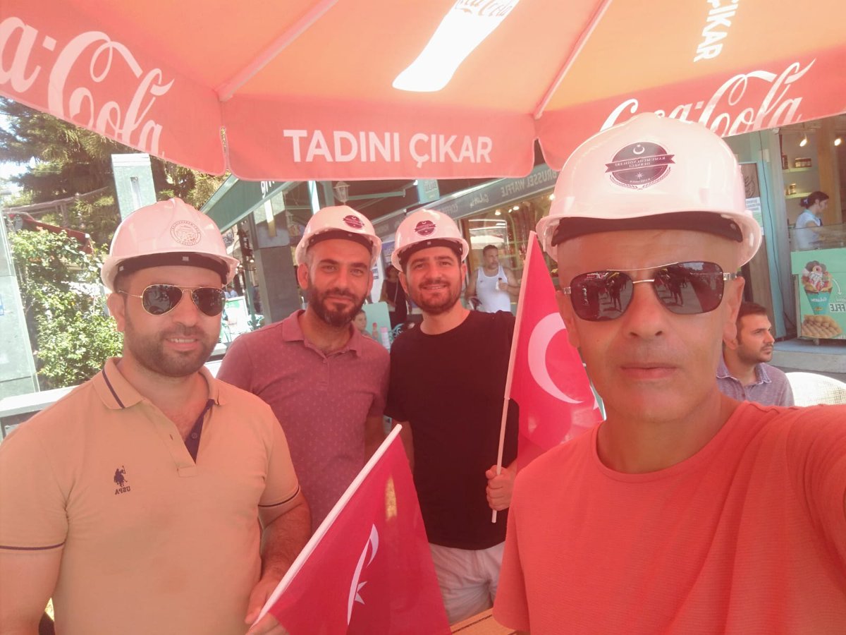 Basın açıklamamızı yaptık Kamu mühendislerinin Haklı mücadelesinde katılan tüm meslektaşlarımıza ve basın mensuplarına SELAM OLSUN!
#KamuMuhendisiTekSes
<a href="/_aliyalcin_/">Ali YALÇIN</a> <a href="/_cevdetyilmaz/">Cevdet Yılmaz</a> <a href="/isikhanvedat/">Prof. Dr. Vedat Işıkhan</a> <a href="/memetsimsek/">Mehmet Simsek</a> <a href="/MemurSenKonf/">Memur-Sen</a> 
<a href="/HBTONBUL/">HACI BAYRAM TONBUL 🇹🇷</a>