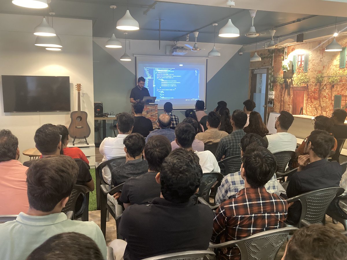 LaravelSurat's tweet image. 🎉Another fantastic #LaravelLive Surat August Chapter 🌟
Today's meetup was all about “Laravel Filament” at @narolainfotech
thanks to the insightful talk by @Rmitesh20
 
@LaraconIN @laravelphp
#LaravelSurat #PHP #Laravel #LaraconIN #LaravelLiveSurat
