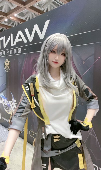 Twitterのコスプレ画像2