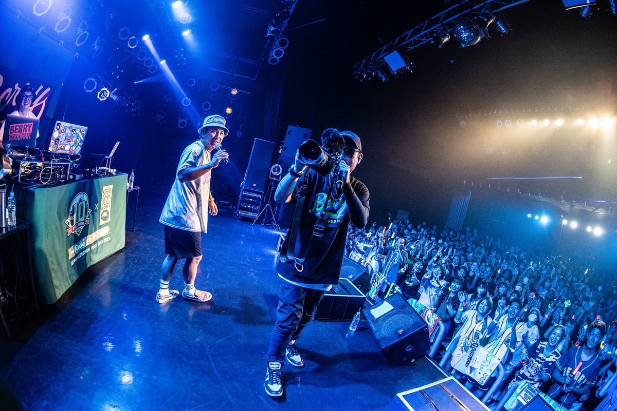 berrygoodman88's tweet photo. 47都道府県"ピース" TOUR 2023
〜Road to 甲子園〜【44】熊本大会

ご来場頂きありがとうございました🔥
本日の限定曲は「ナツノオモイデ」でした🌻
#ベリグ10祭 

━━━━━━
🏟甲子園 LIVE 2023
11月18日(土) 阪神甲子園球場
チケット受付中https://t.co/6DWa6oQTmR https://t.co/ioHZAnP1Ez