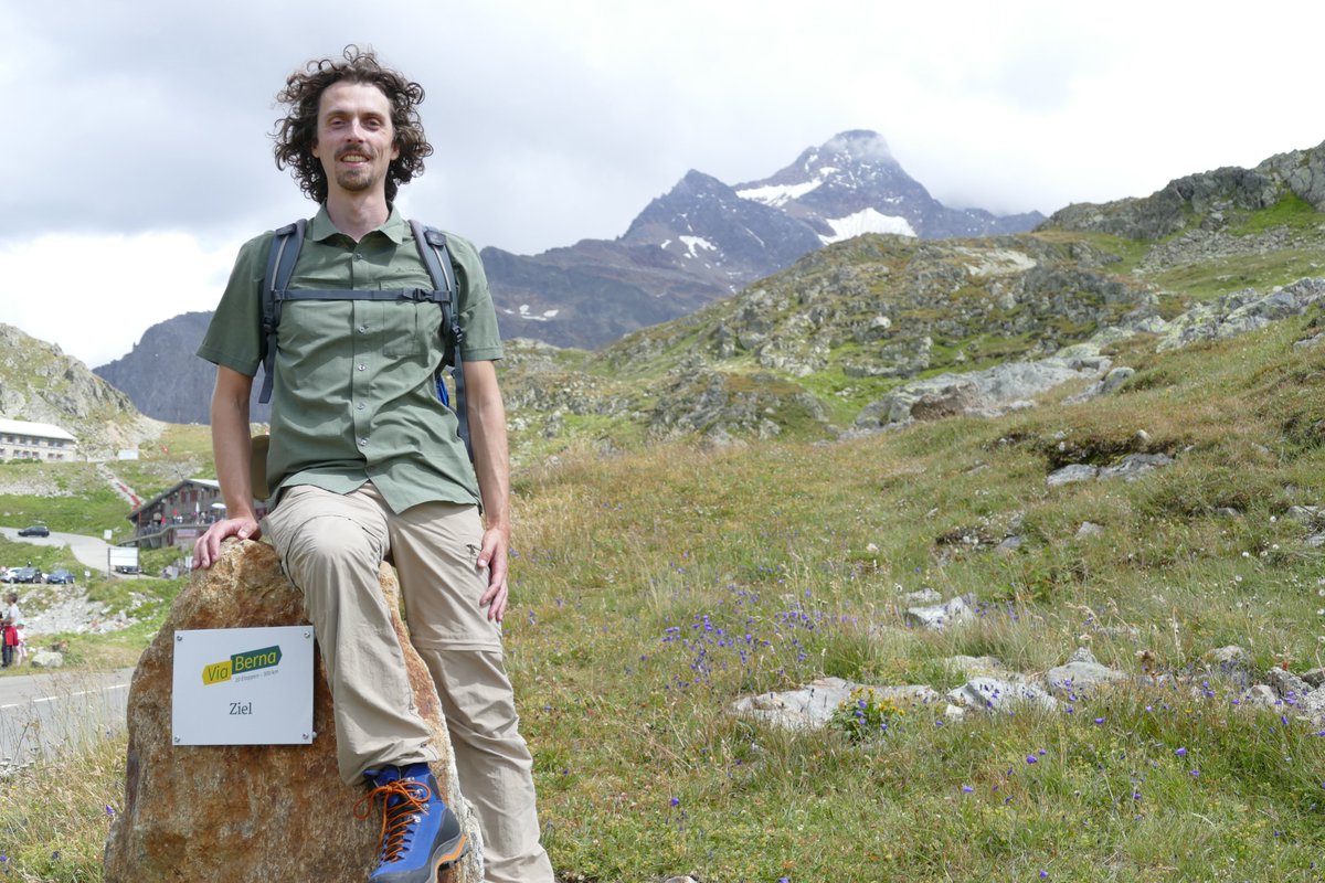 casimirvonarx's tweet photo. Etappe 20 der Via Berna führt von Gadmen auf den Sustenpass und hat landschaftlich viel zu bieten!
Am Ziel, aber nicht am Ende – 10 weitere Etappen warten!
#bernerwanderwege #bernerando #viaberna #wandernverbindet https://t.co/avf2bsx3vP