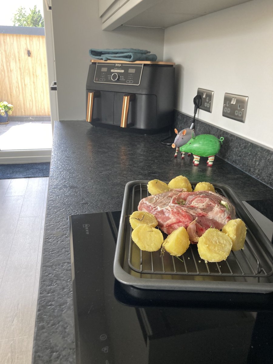 Marcello Tully tweet media