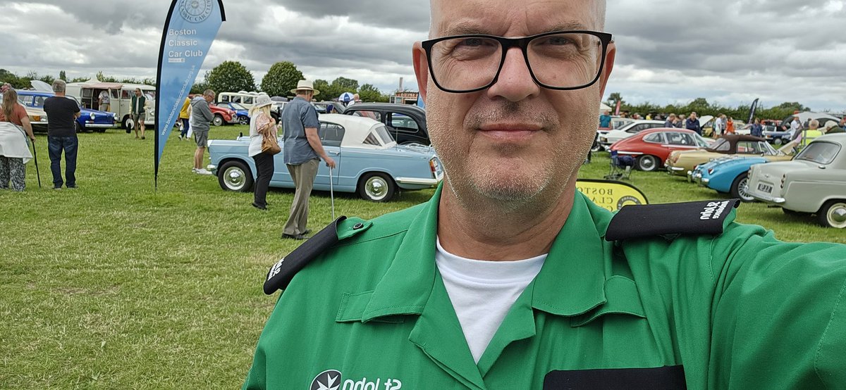 #MySJAday is at the Boston Classic Car Show today <a href="/SJALincsNotts/">SJA Lincolnshire & Nottinghamshire</a> <a href="/stjohnambulance/">St John Ambulance England</a> #BostonUK #Lincolnshire