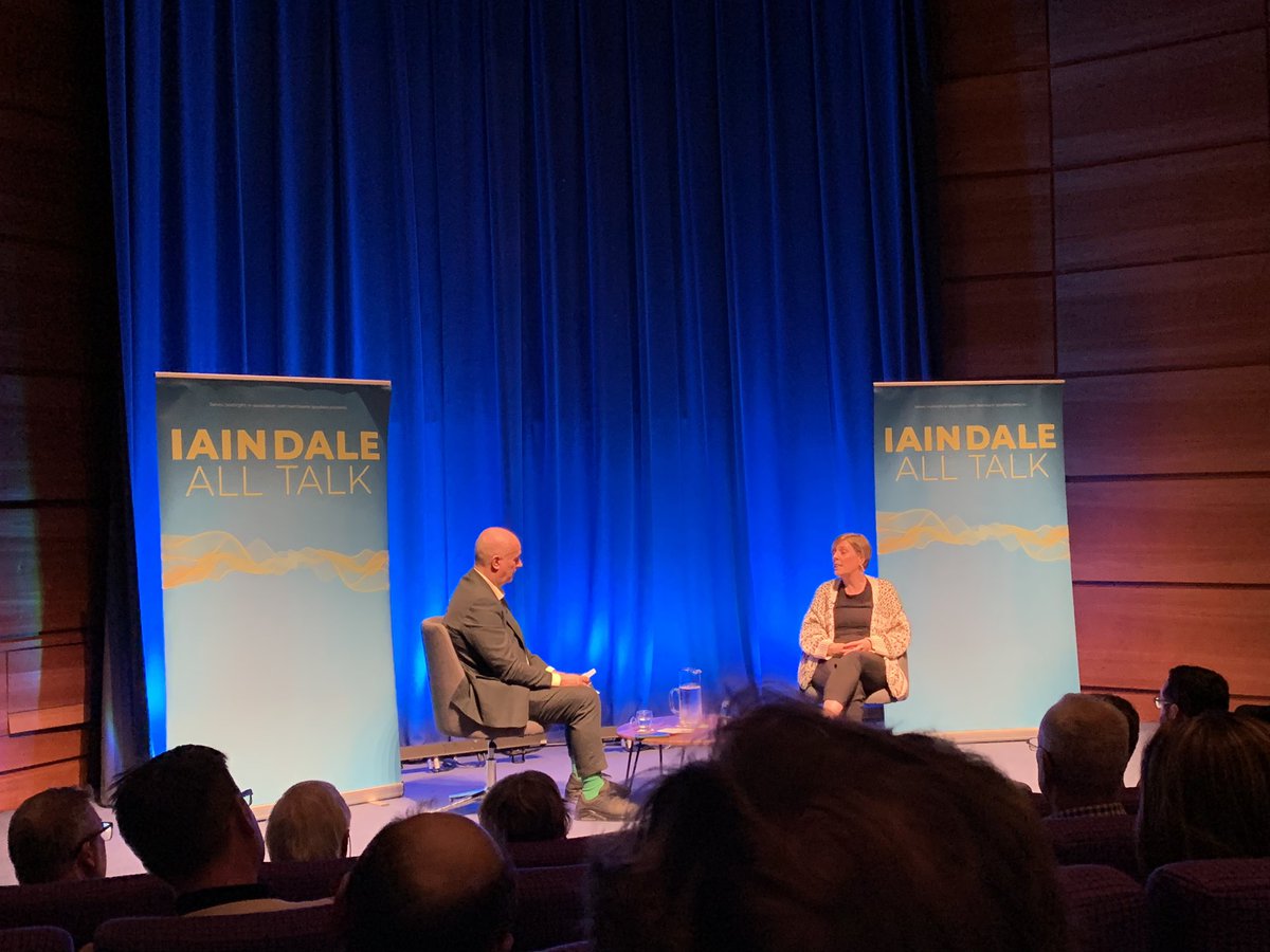 Interesting chat between <a href="/IainDale/">Iain Dale 🏴󠁧󠁢󠁥󠁮󠁧󠁿🇬🇧⚒️</a> and <a href="/jessphillips/">Jess Phillips</a> at #edfringe. Honest &amp; frank answers, particularly to what a #Labour Gov would do to convince Brits abroad to come home. “Rebuild. There’s no quick fixes”. Lab need to repeat the Rebuild message nonstop &amp; drop the Tory bashing