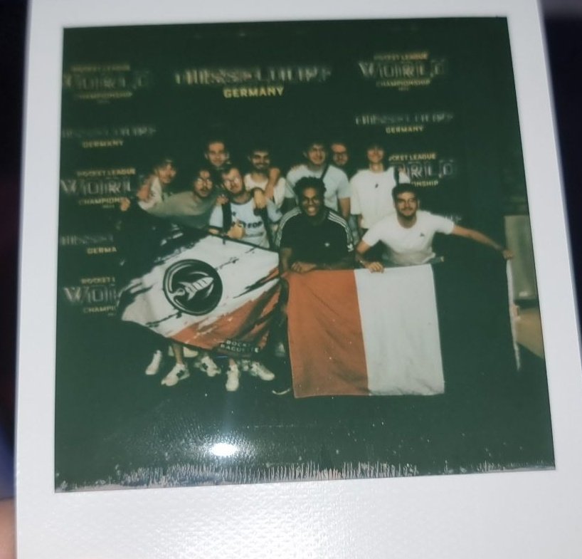 <a href="/FreshBoyClub/">Certified Fresh Boys</a> x #Régiment #RLCS #rlcsworlds <a href="/RLEsports/">Rocket League Esports</a> <a href="/RocketBaguette/">Rocket Baguette</a>