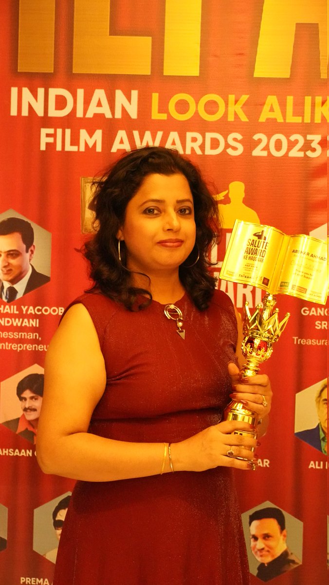 CelebrityTadka2's tweet photo. Bollywood award show, #awardshow #actress #Mumbai #bollywoodactress #muvie #serial #Webseries #addfilms #videoalbums #serise #funny #comedy #entertainment #celebrity #bollywood #Director #cinematography follow kariye https://t.co/Xv7ICci5pa