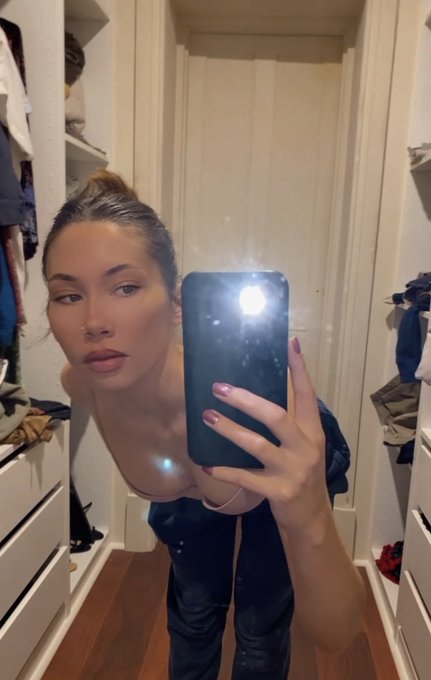 Come chat to me on Playboy! And I&rsquo;ll show you my titties 🥰 https://t.co/Kyuzp6b5fd #boobs #bra #photooftheday<a href="/tag/photooftheday"class="tags"><span>#photooftheday</span></a><a href="/tag/playboy"class="tags"><span>#playboy</span></a><a href="/tag/playboybunnies"class="tags"><span>#playboybunnies</span></a><a href="/tag/follow4follow"class="tags"><span>#follow4follow</span></a>