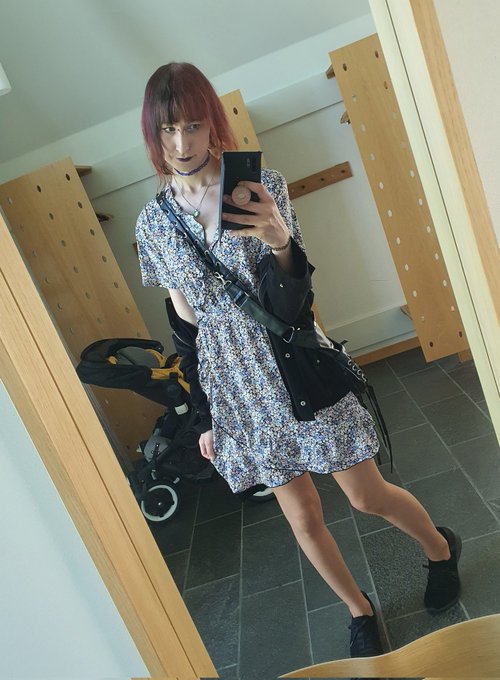 would you take her to church? https://t.co/RbY7sQGZaa