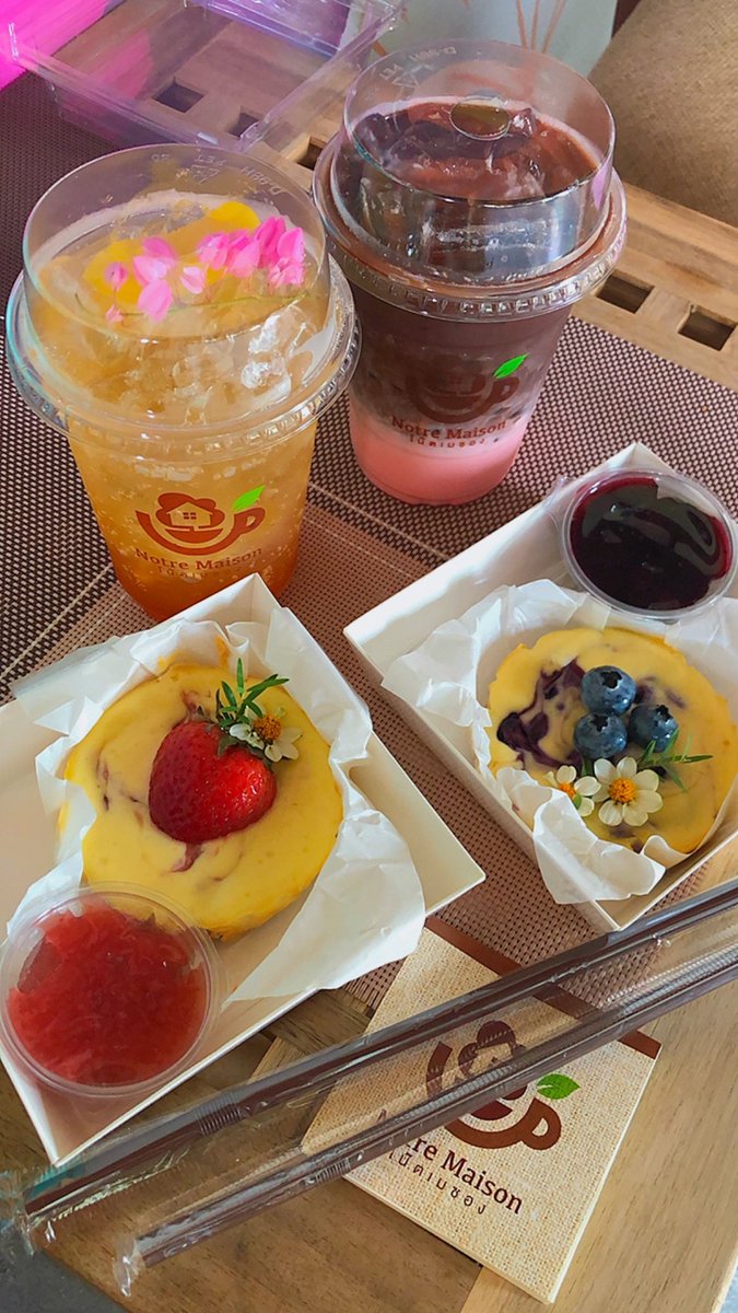 giftsiyaporn's tweet image. 😋💕 .. บ่ายวันอาทิตย์

ทานขนมอร่อย =&amp;gt;  #พักผ่อน คาเฟ่ ( #RestTime ) ❤️

และเครื่องดื่มคูลๆ =&amp;gt;  #โน๊ตเมซอง คาเฟ่ ( #NotreMaison ) ❤️

•
•
•

#วันว่างเที่ยวอ่างทอง
#เที่ยวเมืองรอง
#เที่ยวไทยเท่
#amazingไทยเท่
#momentที่ใช่สร้างได้ไม่ต้องรอ

•
•
•

#HappySunday
#13Aug2023