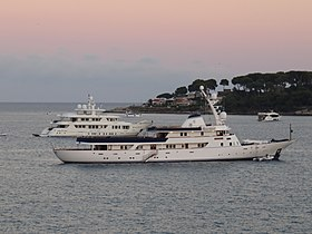 YachtCO2tracker's tweet image. C'est quoi une croisière de riche? Le rêve des bourgeois? Et nous dans tout ça ? On regarde ça tout de suite avec les vacance du yacht Paloma de Bolloré! (photo @wikipedia)