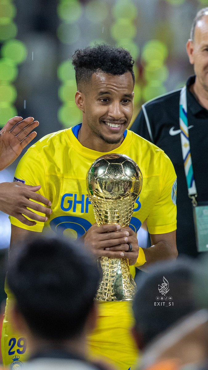 exit_s1's tweet photo. #النصر_الهلال #كأس_الملك_سلمان_للاندية #الهلال_النصر #الطايف #نهائي_ابطال_العرب_الهلال_النصر #نهايي_البطوله_العربية #الطايف_الان https://t.co/UWLSnSzjK9