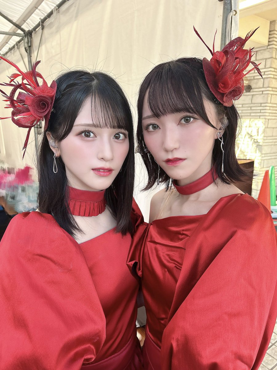 ピオニーズ 」🥀⋆ まいかとカバーさせていただきました！ 赤1色の衣装