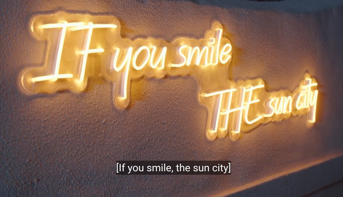 SuperMark28's tweet photo. "If you smile, the sun city" #FireworksOfMyHeart #SongYan #Quxin https://t.co/JvbKnmysEM