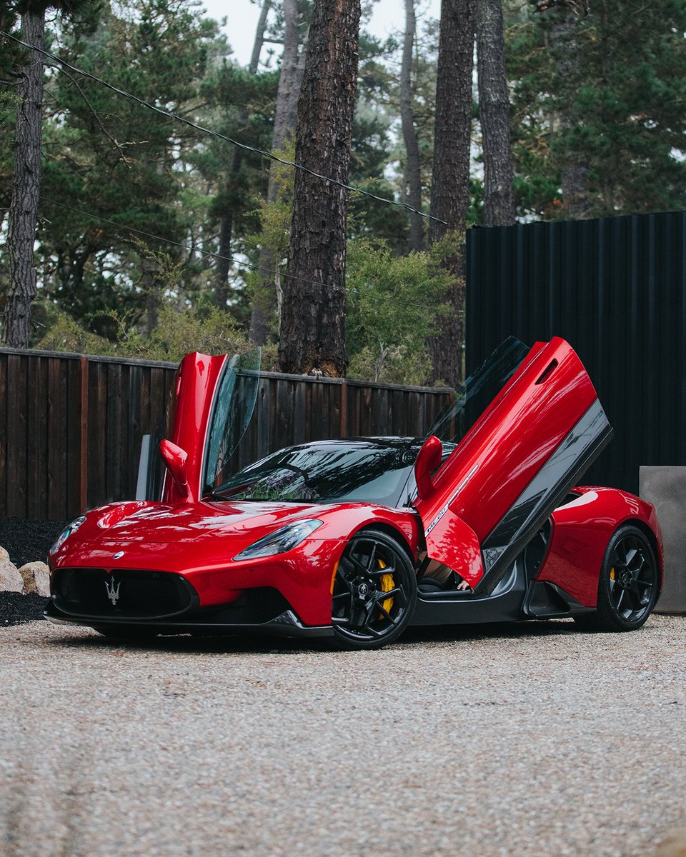 Red-y for Monterey Car Week, MC20 style.
#MaseratiMC20 #Maserati