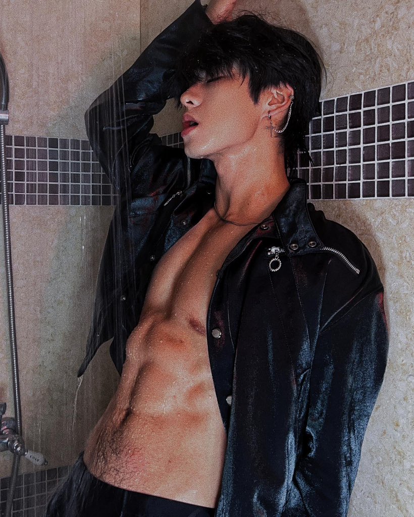 Tangsir1999's tweet photo. 有人要试试吗 https://t.co/GsoQPI8fZx