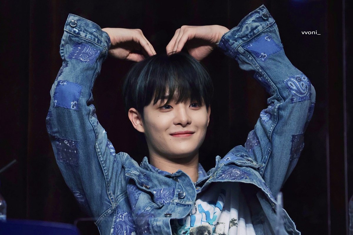 _hourlyjihoon's tweet photo. 🧸♡ #JIHOON #지훈 #ジフン #트레저지훈 #트레저 https://t.co/ZJkh9ryOoM