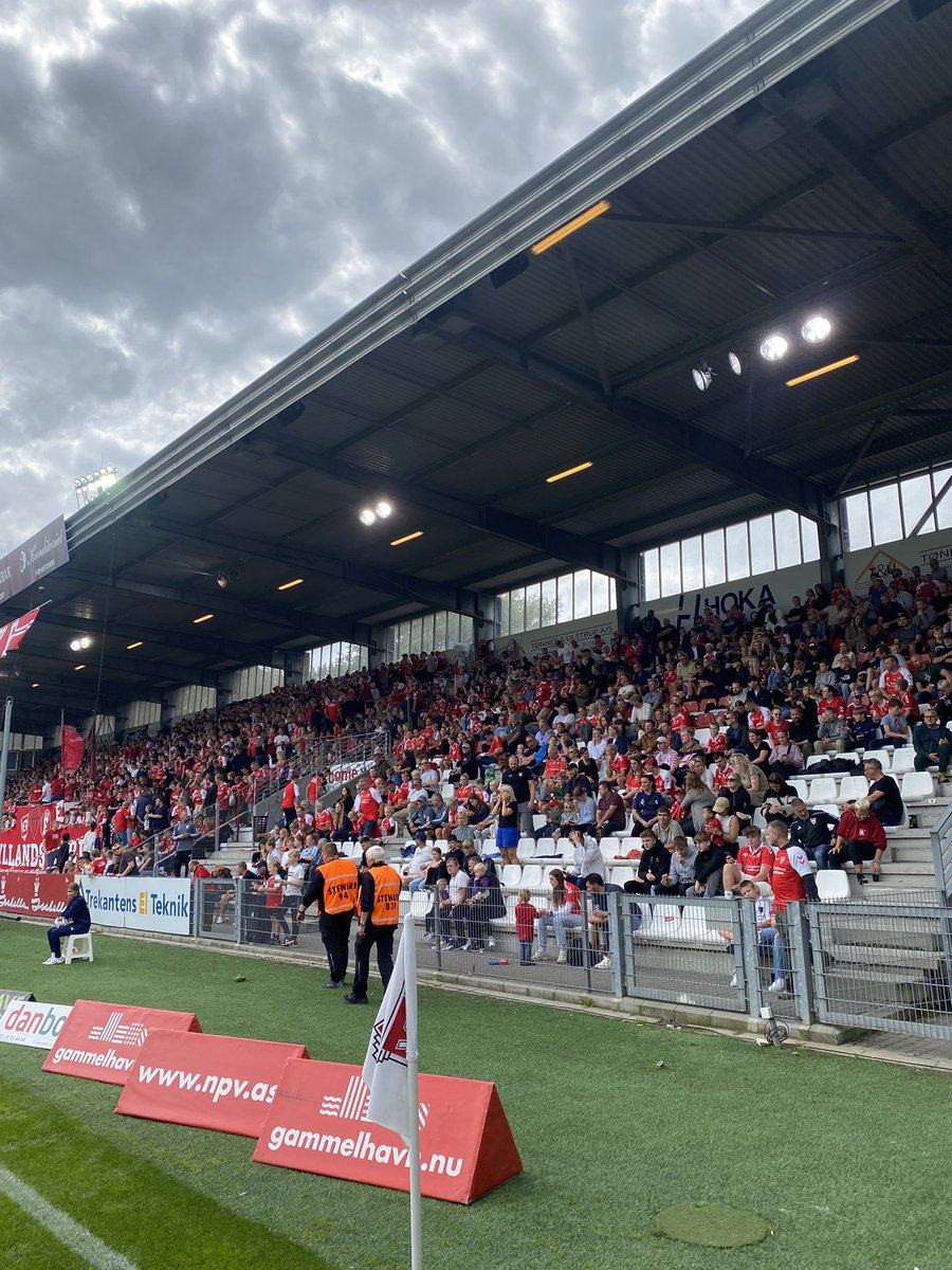 Emil Mozart Hansen tweet media