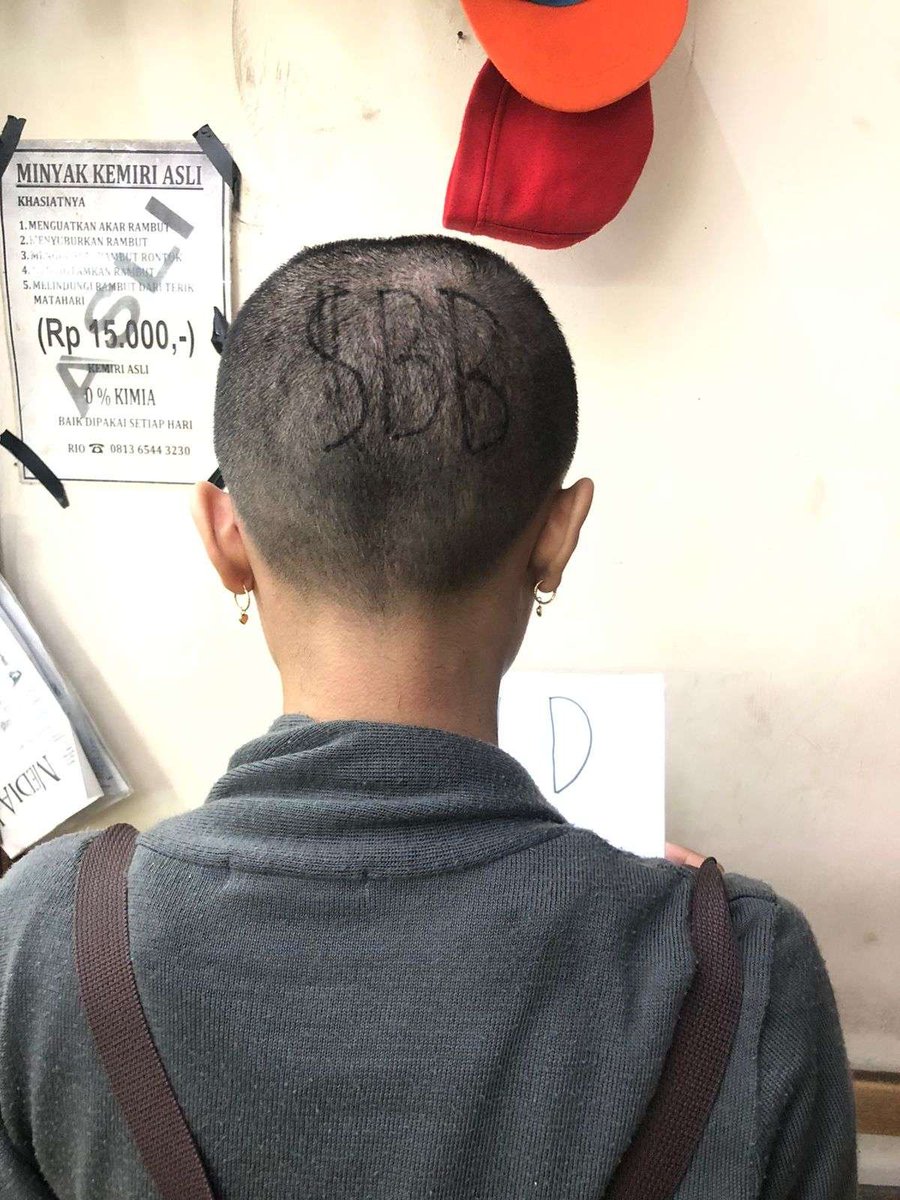 baldbaselol's tweet photo. WOMEN GOING #BaldToEarn TOO

@baldbaselol IS AN EQUAL-OPPORTUNITY SHITCOIN

PAYOUT: 
463533 $BB ($1025.80)

BURN TX:
https://t.co/qmBrfKfTw7

BOUNTY TX:
https://t.co/BroYW9jDMk https://t.co/pXpXPtDlDs