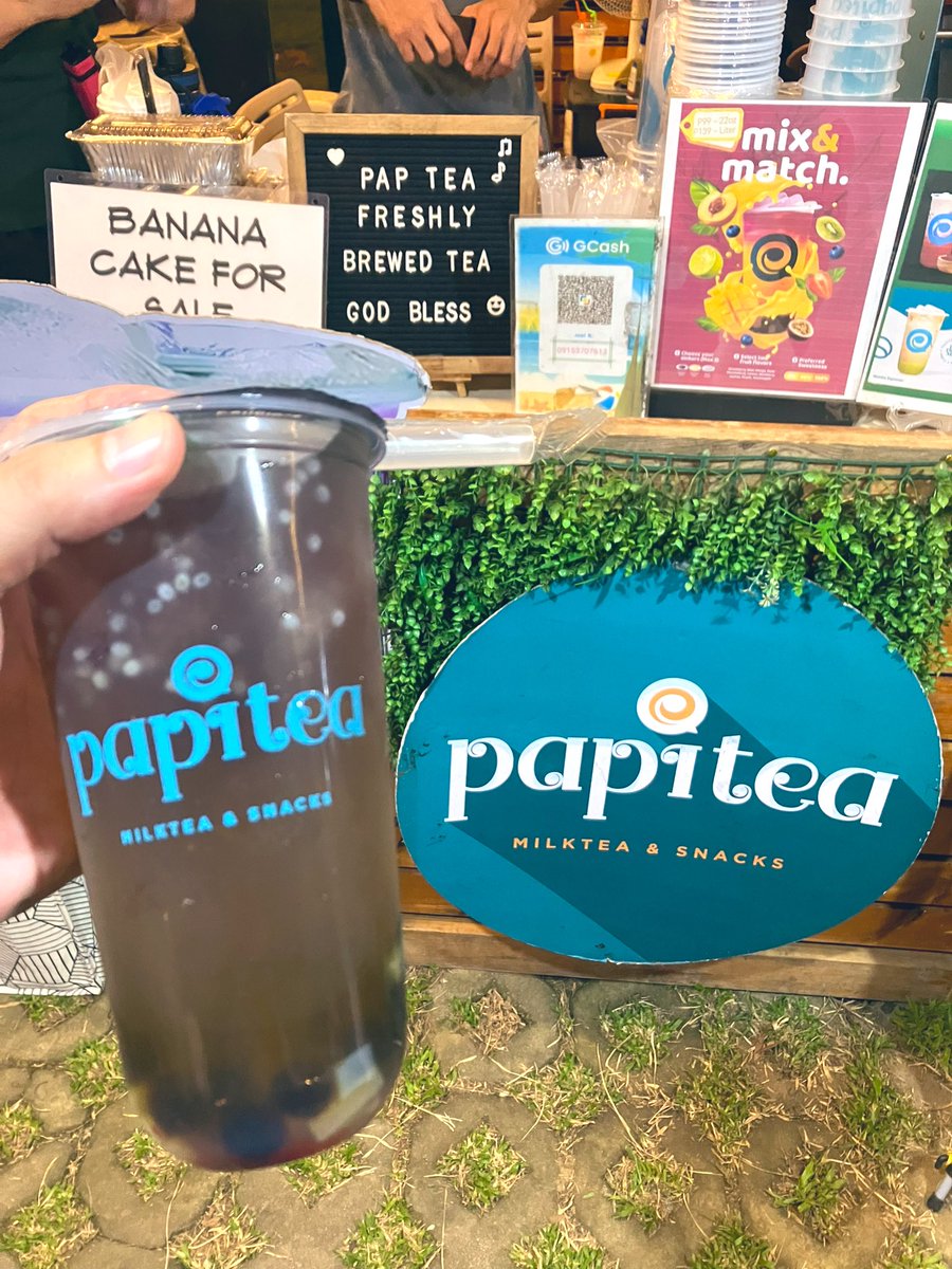 morefunbgc's tweet photo. 📍Foodie Linggu @ GF: @papiteaph #FallBerries w/ #KRFishCake🧋🍢 https://t.co/YoxM8LyYHI
