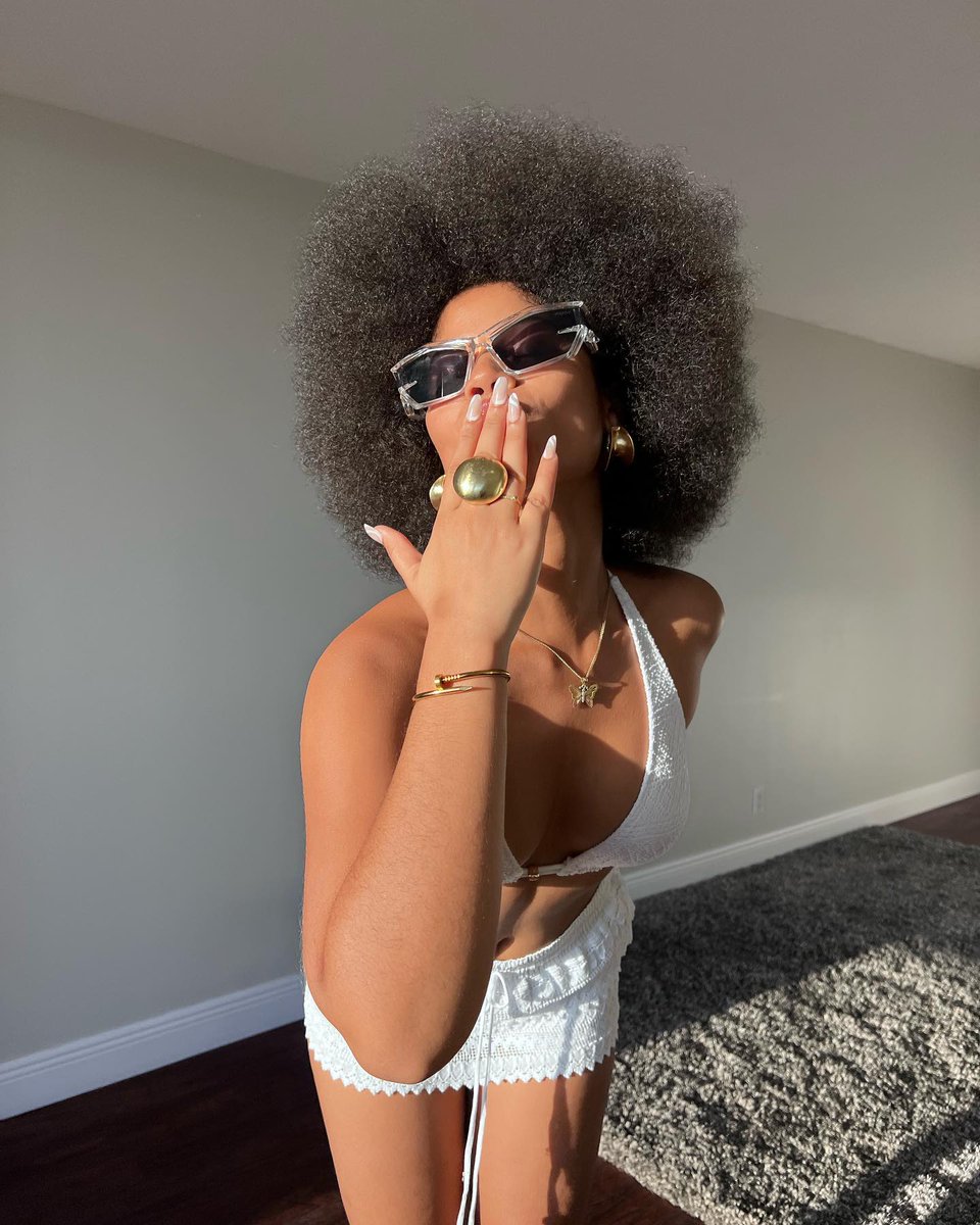 Shine_Roseman's tweet photo. Jesus Afro Princess 💞

Just Incase You Thought It Was The Make Up Or Editing, I'm Posting raw images, unfiltered &amp; unedited, God is too good ☀️ https://t.co/JYXtkjWmrC