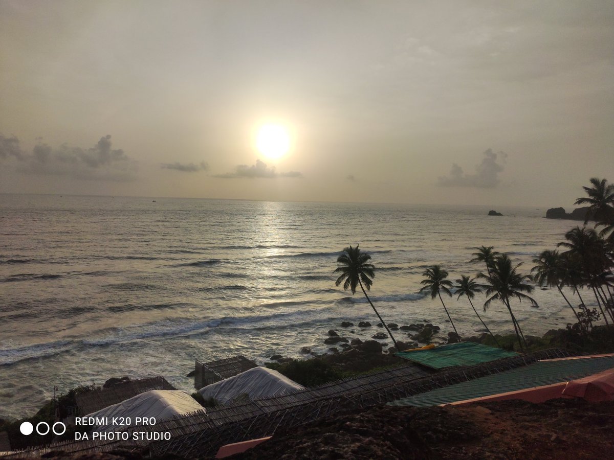 dhruvkagarwal's tweet photo. Goa vibes . What a view it was ⛱️⛱️
#caboderama #Web3ConfGoa https://t.co/IqLZNZbRKB