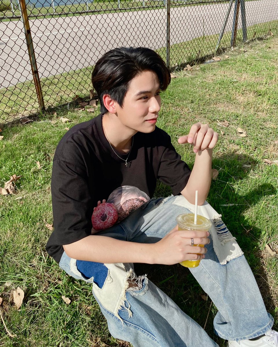 satangktp's tweet photo. 🍩🍭 https://t.co/8NW3jek4fd