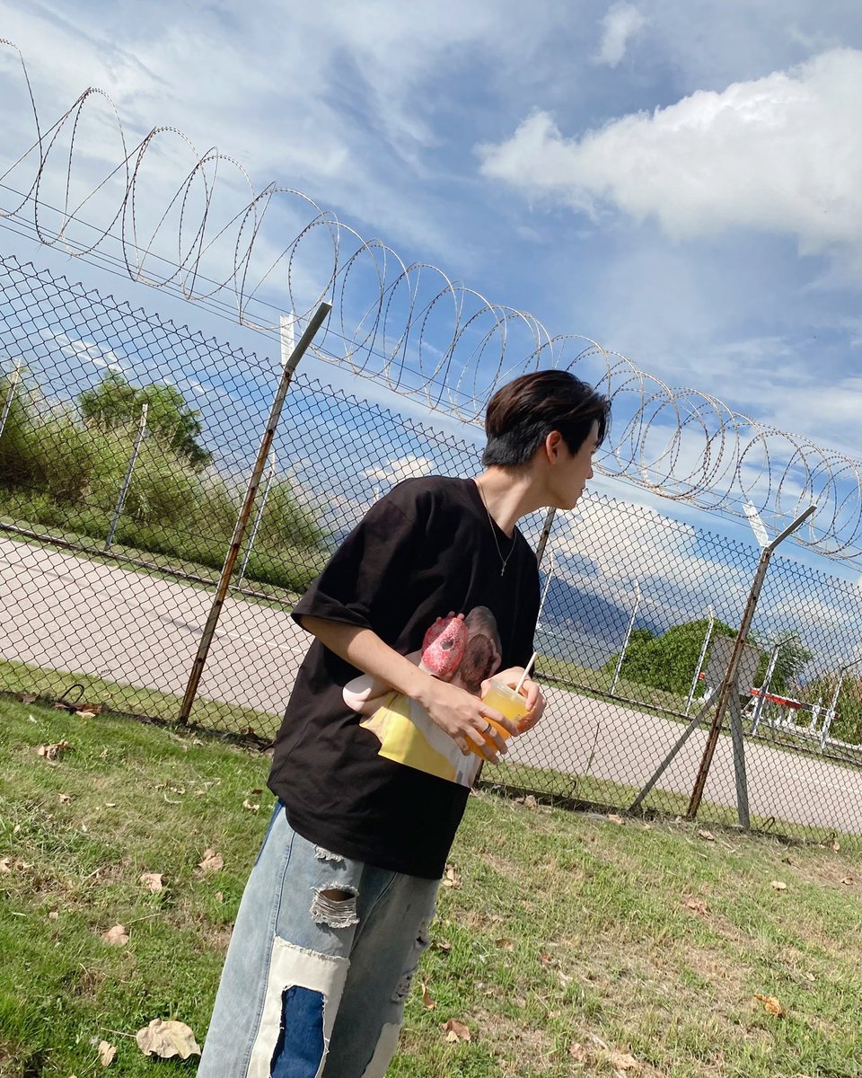 satangktp's tweet photo. 🍩🍭 https://t.co/8NW3jek4fd