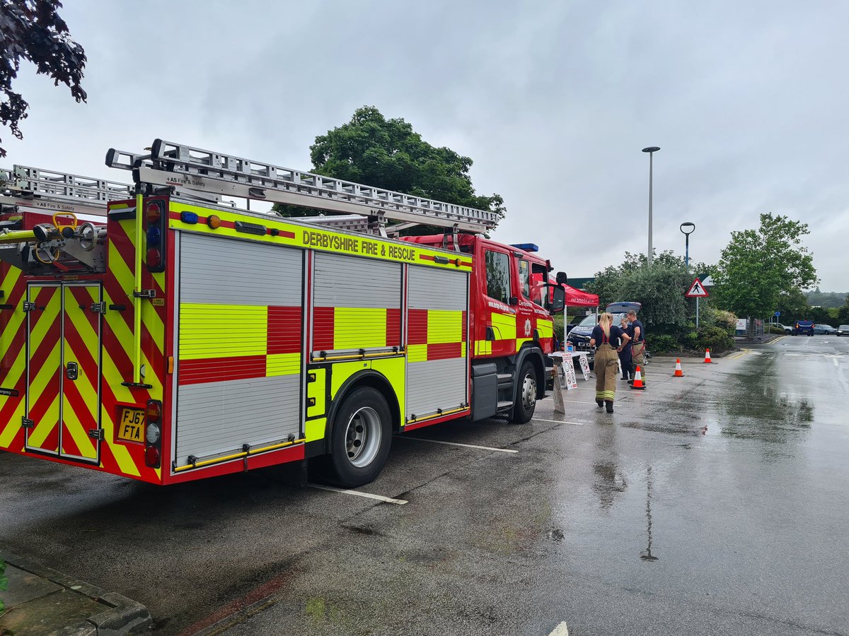 NottmRoadFS's tweet photo. We are down at Morrisons on Sir Frank Whittle Road for the next few hours with the appliance and our new "No Excuses car" as part of our Fatal Four campaign. #DFRS #NotJustFires #FatalFour @DerbyshireFRS https://t.co/0JwFEkjDZt