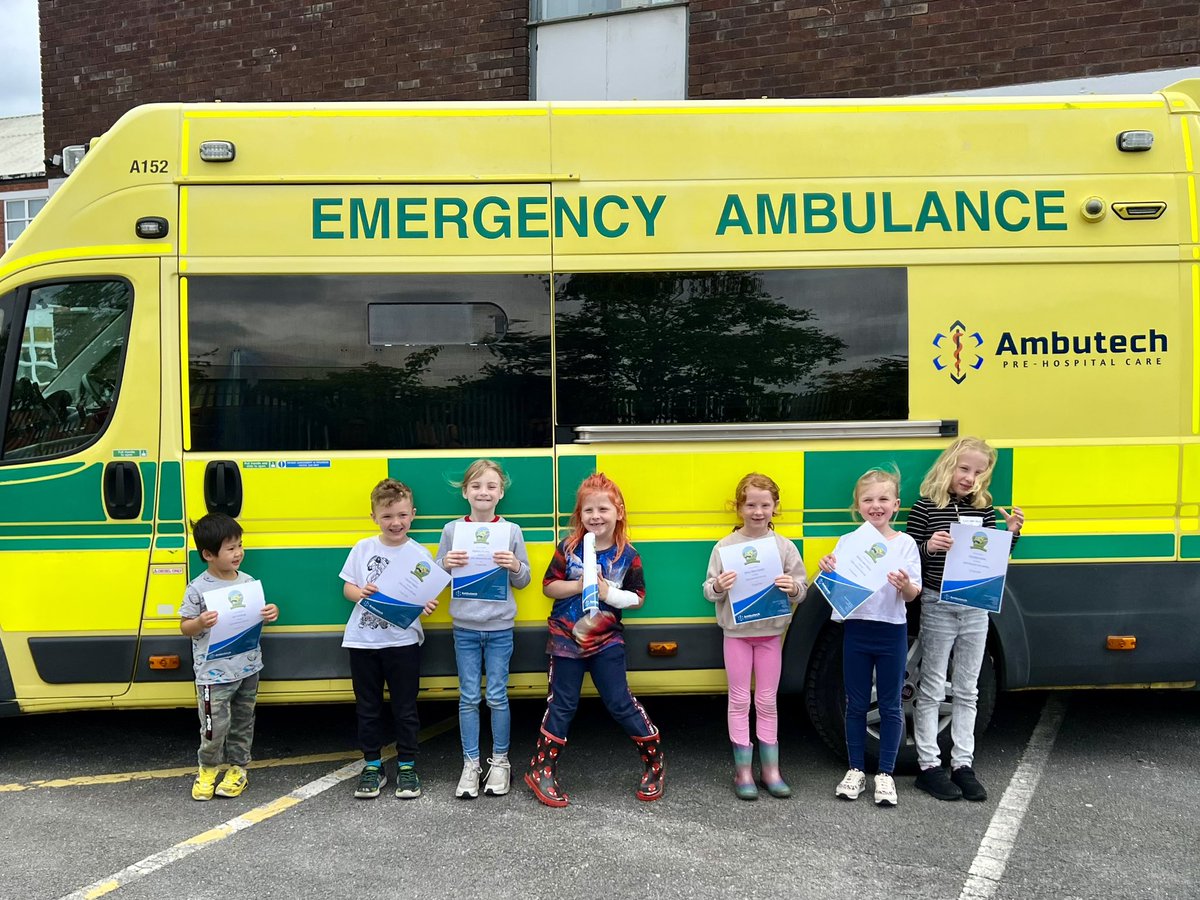 AmbutechUK's tweet photo. Our Little Lifesaver courses are going down well with great feedback from parents.
To book your FREE* Little Lifesavers Courses, just follow this link: https://t.co/tx7ORDPeaQ
*£6 fully refundable booking deposit required.
#littlelifesavers #firstaidforkids #firstaidforchildren https://t.co/T6v9agTZeU