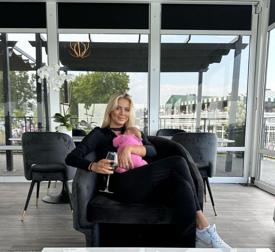 😍

Jades first <a href="/livgolf_league/">LIV Golf</a> tournie!