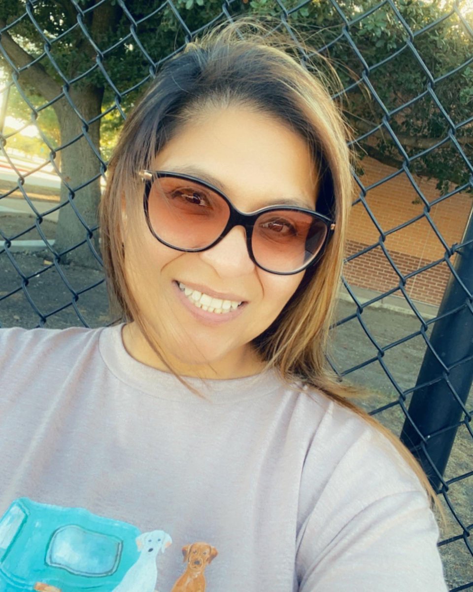 bamondragon6's tweet photo. Enjoying the nice breeze while watching my son practice. @josephrdz10 #beforetheheat #readyforfall https://t.co/EJYjl6B3gZ