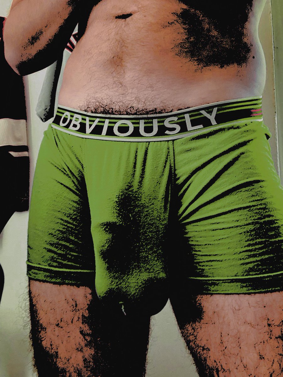 ㅤ
    in the kitchen early in the mornin’ . .

       making himself some breakfast
       in his boxers ! 
ㅤ