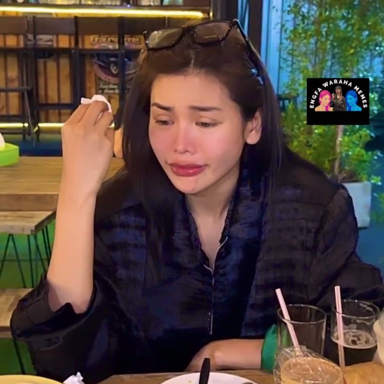 EngfaMemes's tweet photo. ผู้หญิงคนนี้ตลกมาก 555 🤣
Oh God, thank you for sending this meme girl to the earth. 😂❤️

Today’s meme dose: Insta/fa_engfa8
#อิงฟ้ามหาชน #EngfaWaraha @EWaraha https://t.co/mQcyLmadgh