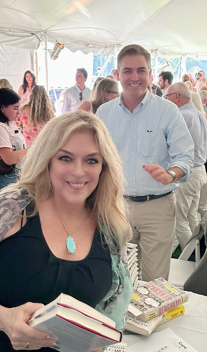 LydiaCornell's tweet photo. Easthampton Library Authors Night - Robert A. Caro, Neil deGrasse Tyson, Jim Acosta, Paulina Porizkova #easthamptonlibrary #authors #writingcommunity @Acosta #books https://t.co/fAafCNXjQf