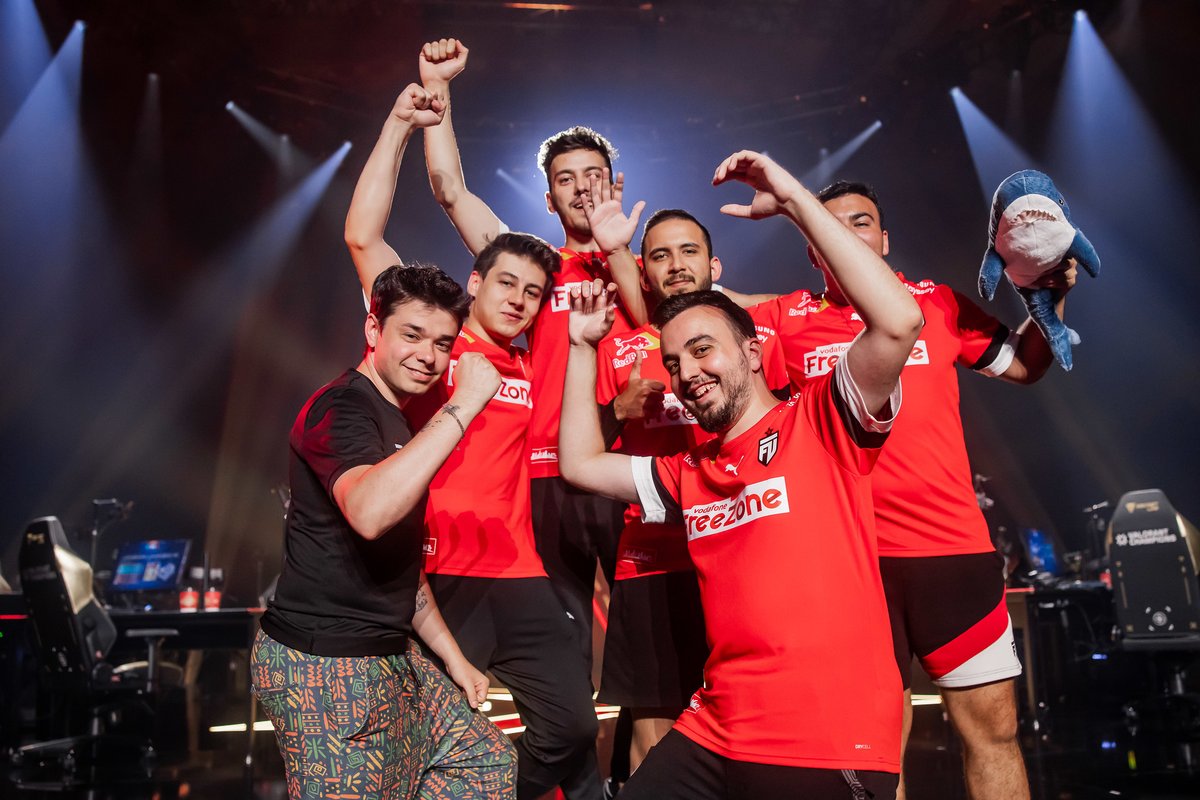 VALORANT Champions 2023'te B Grubu'nu 2. sırada tamamlayarak Playoff aşamasına kalmayı başaran FUT Esports'u tebrik ederiz!

#VALORANTChampions