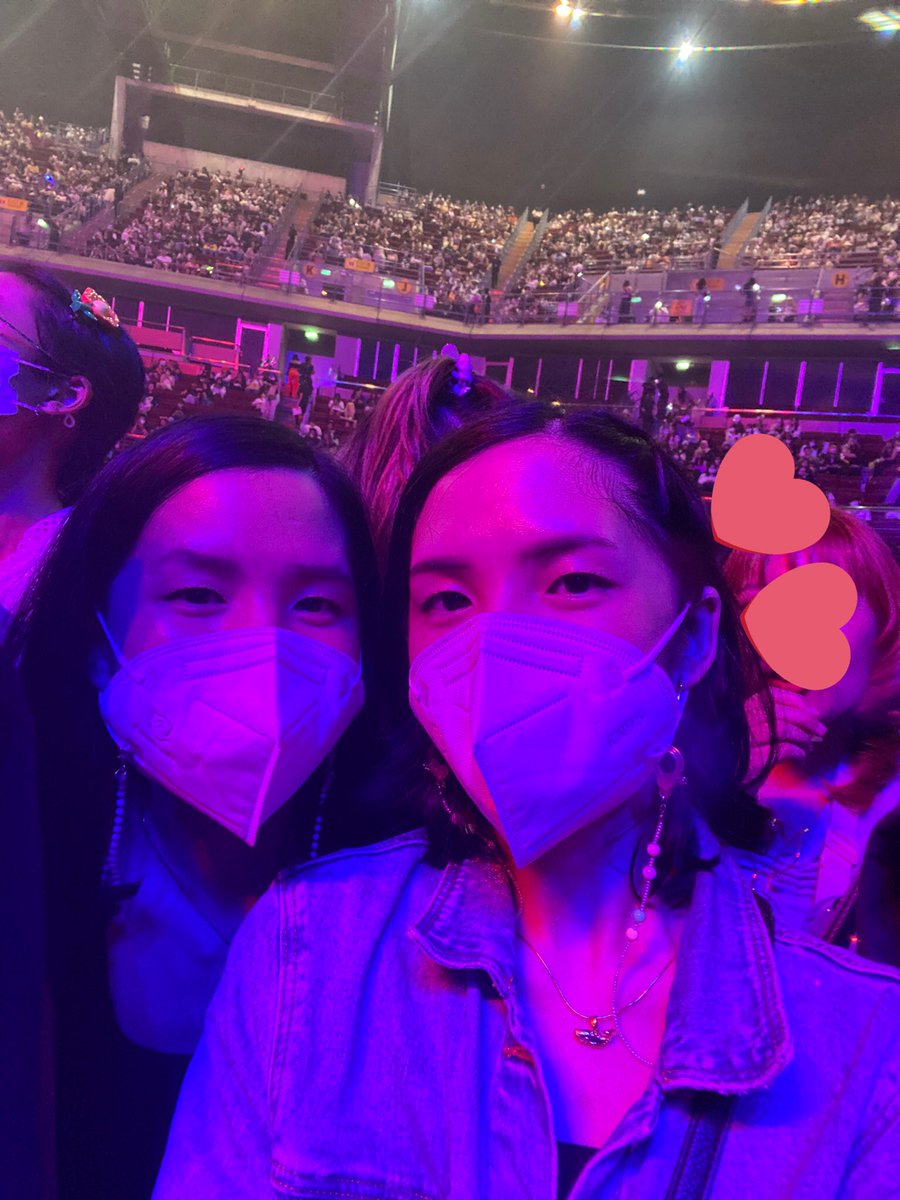 gabyleaves's tweet photo. pcd pt. 2 ❤️‍🩹 everything still feels so surreal waaah thank you for being our first, yoongi @BTS_twt ily see u all in 2025 🥺💜 https://t.co/RxdpsMozAr