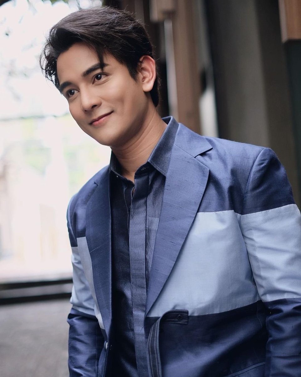 ขอบคุณชุดเท่ ๆ จาก pitnapat ด้วยนะคะ พี่กันใส่แล้วหล่อทุกชุดเลย 💙😳
Cr. Pitnapatofficials

#กันนภัทร
#GUNNAPAT