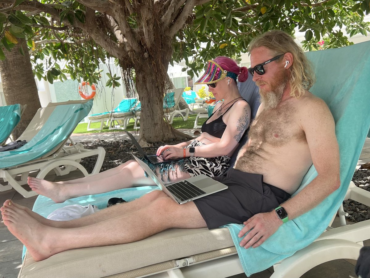 Hag Wife 🦇 / Freya Vanadiss 🎗️ tweet media