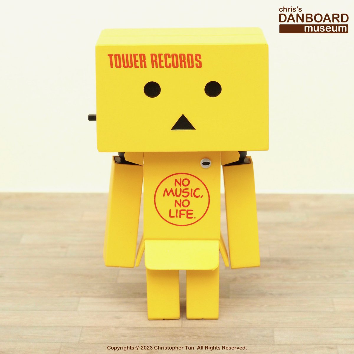 danboardmuseum's tweet photo. Revoltech Danboard mini - Tower Records, released in July 2015 😊 … #danbo #danboard #ダンボー #kaiyodo #revoltech #danboardmini #danboardmuseum #danboardphotography #danbophotography #danbolove #danbogram #yotsubato #toyphotography #toycollector #toyartistry  #towerrecords https://t.co/JLIStNpj8r