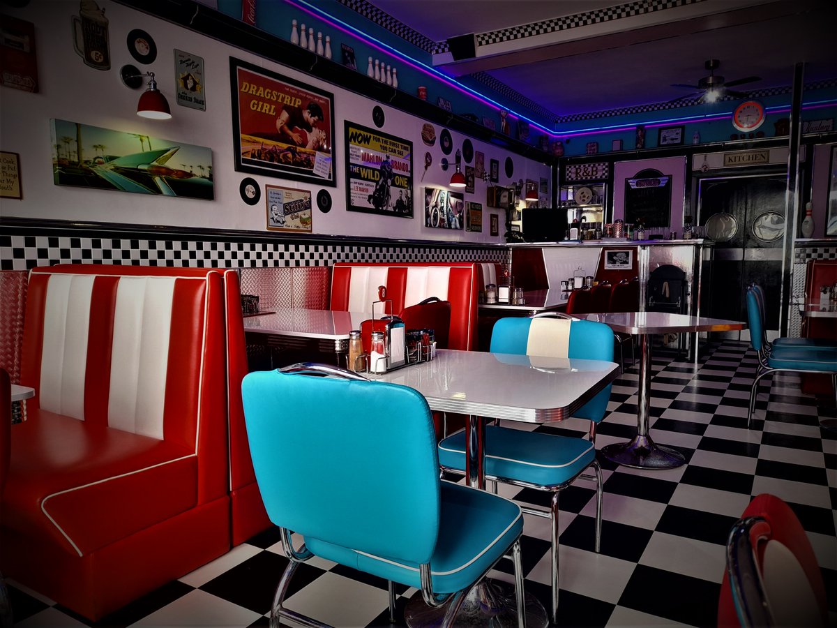 HotelKustomz's tweet photo. Cadillac Kustomz Hotel: A mixture of 1950s American old skool, punk rock, redneck and much more!   #weddinguk #weddingcelebration #weddingparty #altwedding #filmproductionuk #filmproduction #ukwedding #ukfilmmakers #ukfilmproducers #ukfilmmakers #ukfilmproduction https://t.co/asCTcg1OGz