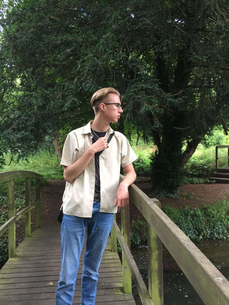 judisamo_'s tweet photo. Photo shoot pt. 3
#model #modeling #photoshoot #photography #photos #forest #nature #naturemodel #modellife #modelshoot #amatuarmodel #thinking #thoughts #uk #british #england #lullingstonecastle #kent #river #wild #adventure #bridge #18yearsold #explore #intheforest #forest https://t.co/UsNOShhqax